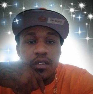 Meet your Posher, Dee